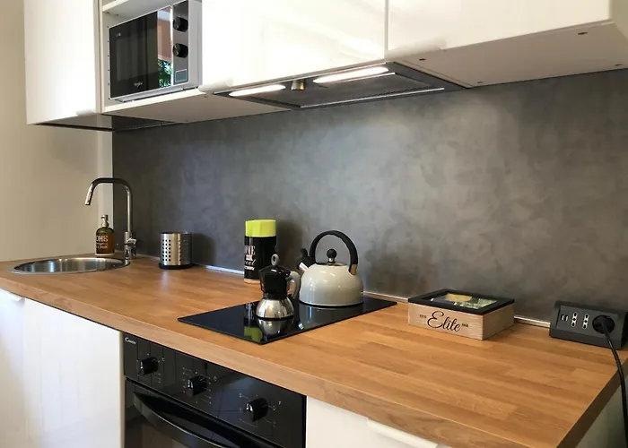 Area33 Guest House